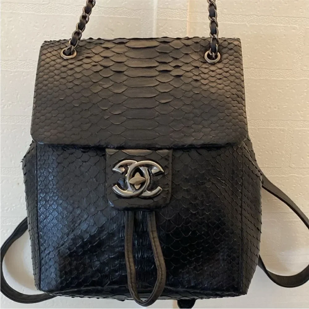Justified Hunt Black snake skin Backpack